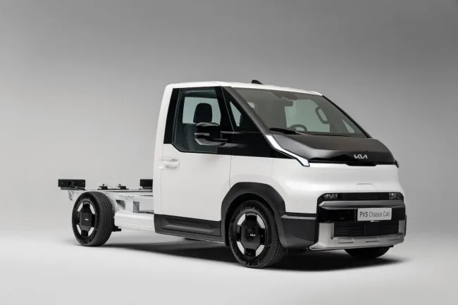Original-29609-kia-pv5-chassis-cab-highres-002-650x433