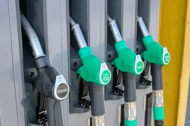 fuel-pixabay-650x433